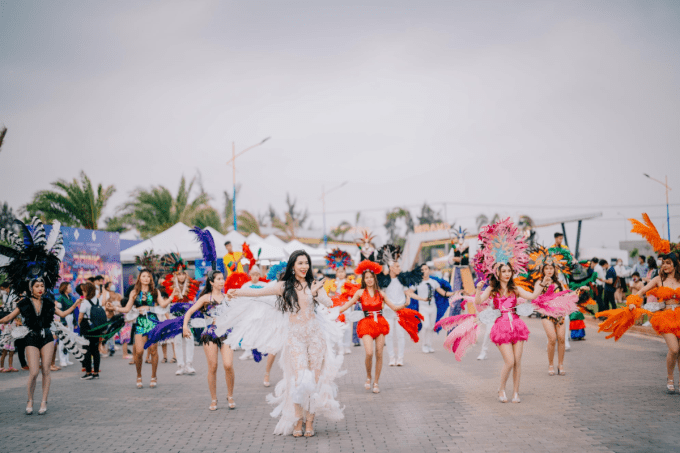 Charm Resort Hồ Tràm tổ chức lễ hội biển
