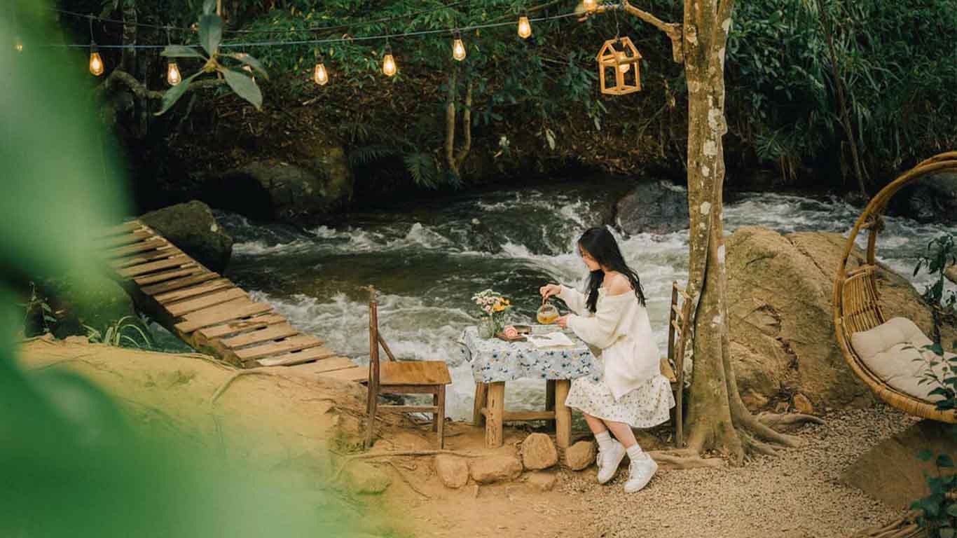 Checkin Nhà Bên Suối 1