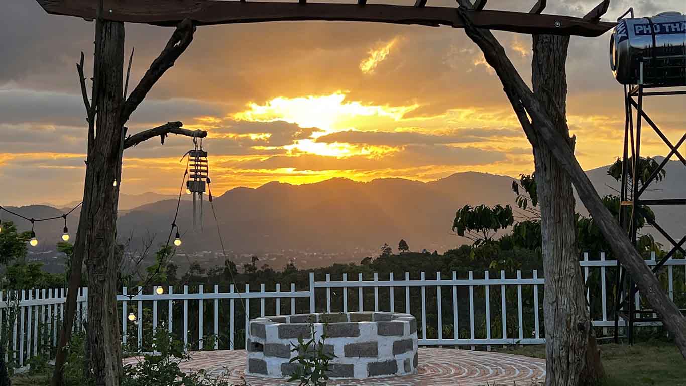 View Hoàng Hôn Tân Lạc