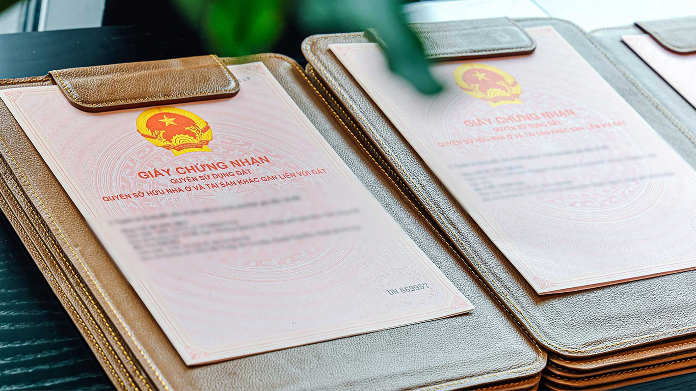 Năm 2025 Phạt Nặng Người Dân Không Thực Hiện Sang Tên Sổ đỏ?